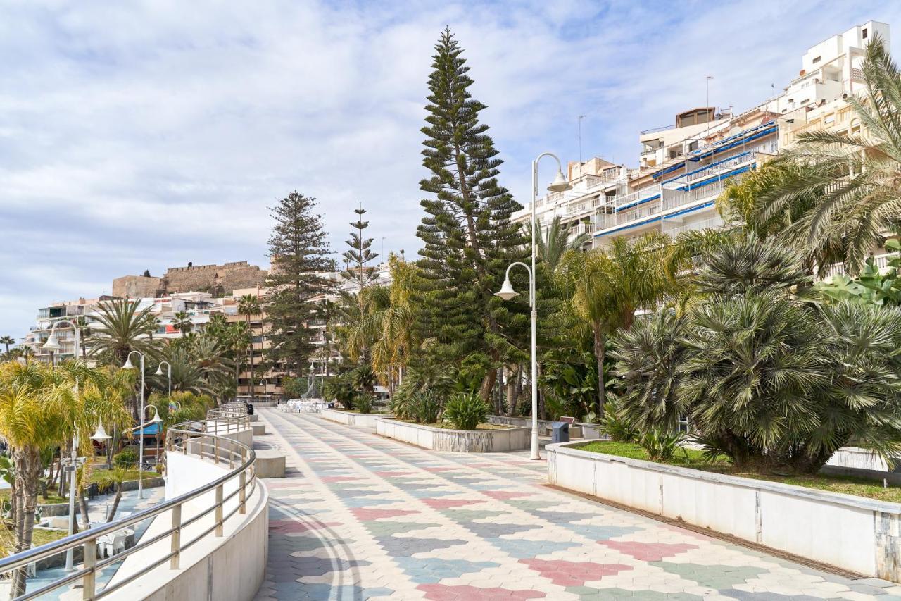 Apartment 250 M From The Beach Almunecar Exterior foto